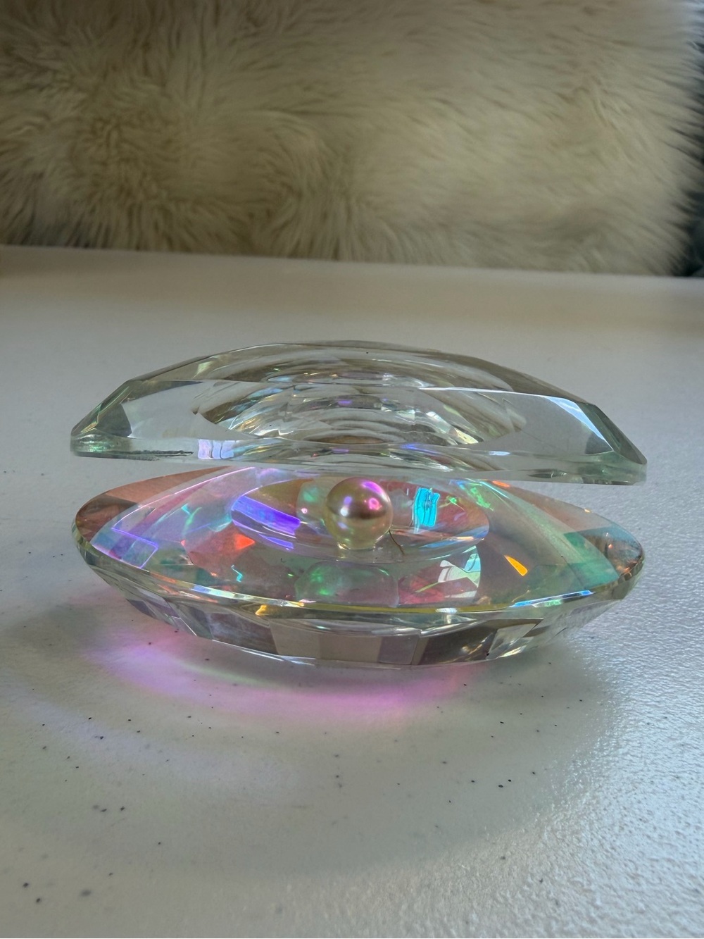 Oleg Cassini Crystal Oyster Clam Shell Paperweight Faux Pearl Iridescent Signed